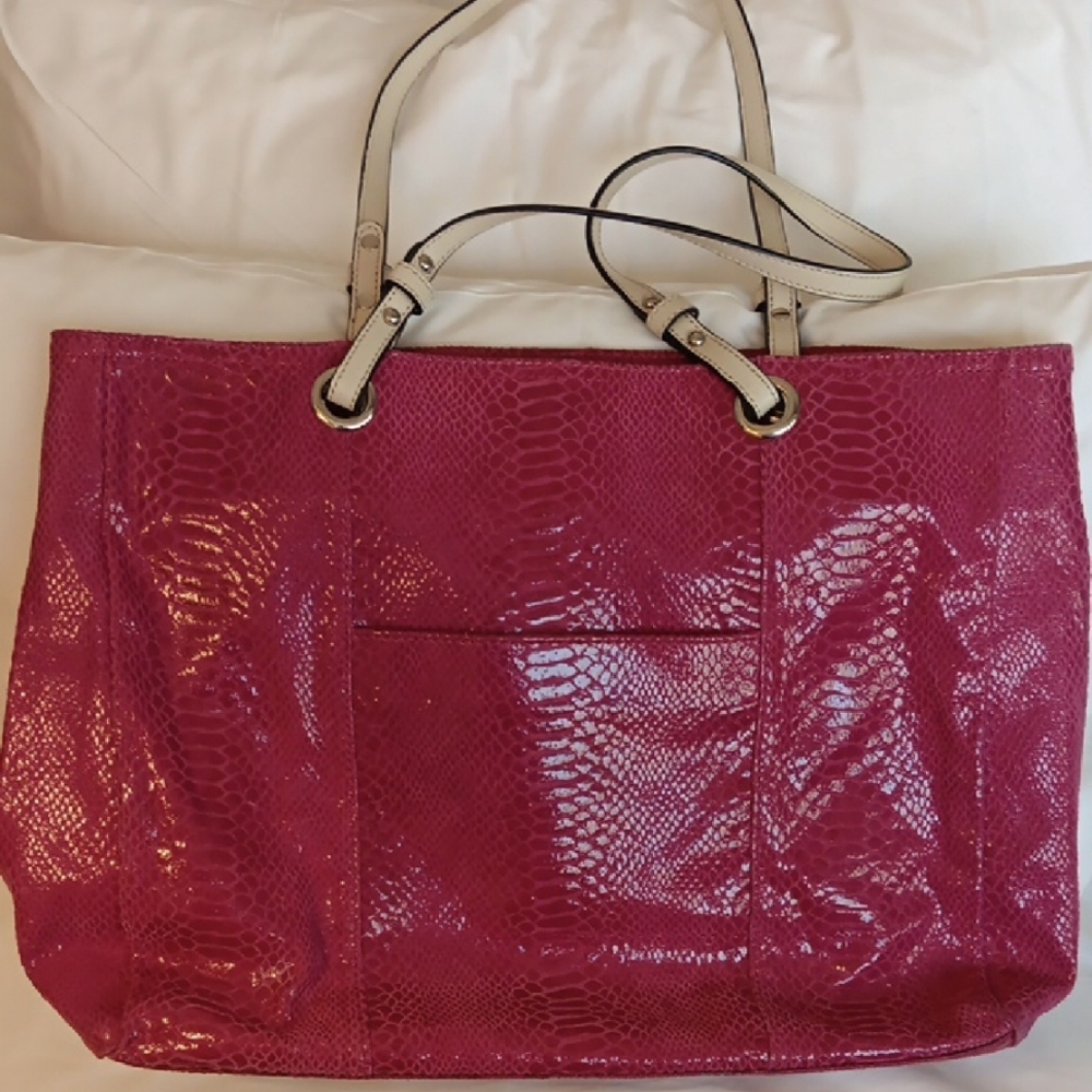 WILSONS  LEATHER PINK TOTE BAG WITH SPACIOUS DESIGN